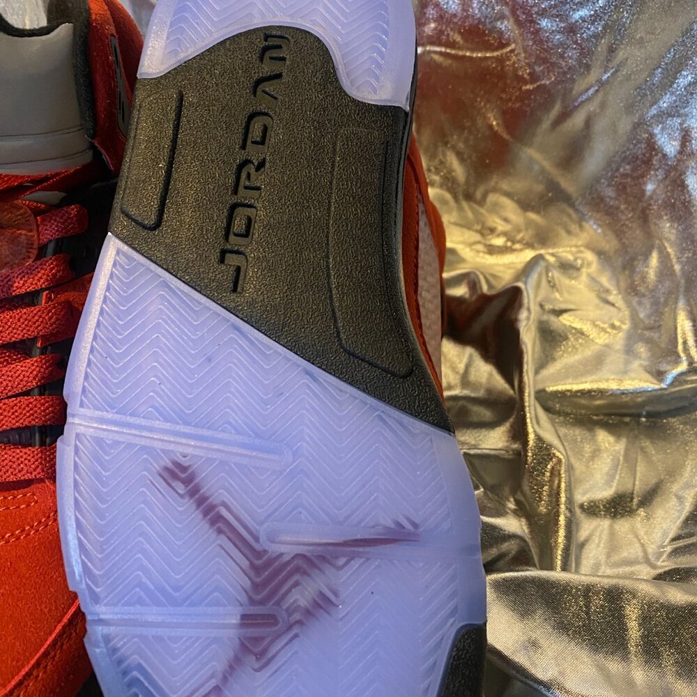 Air Jordan 5 - Picture 5 of 5